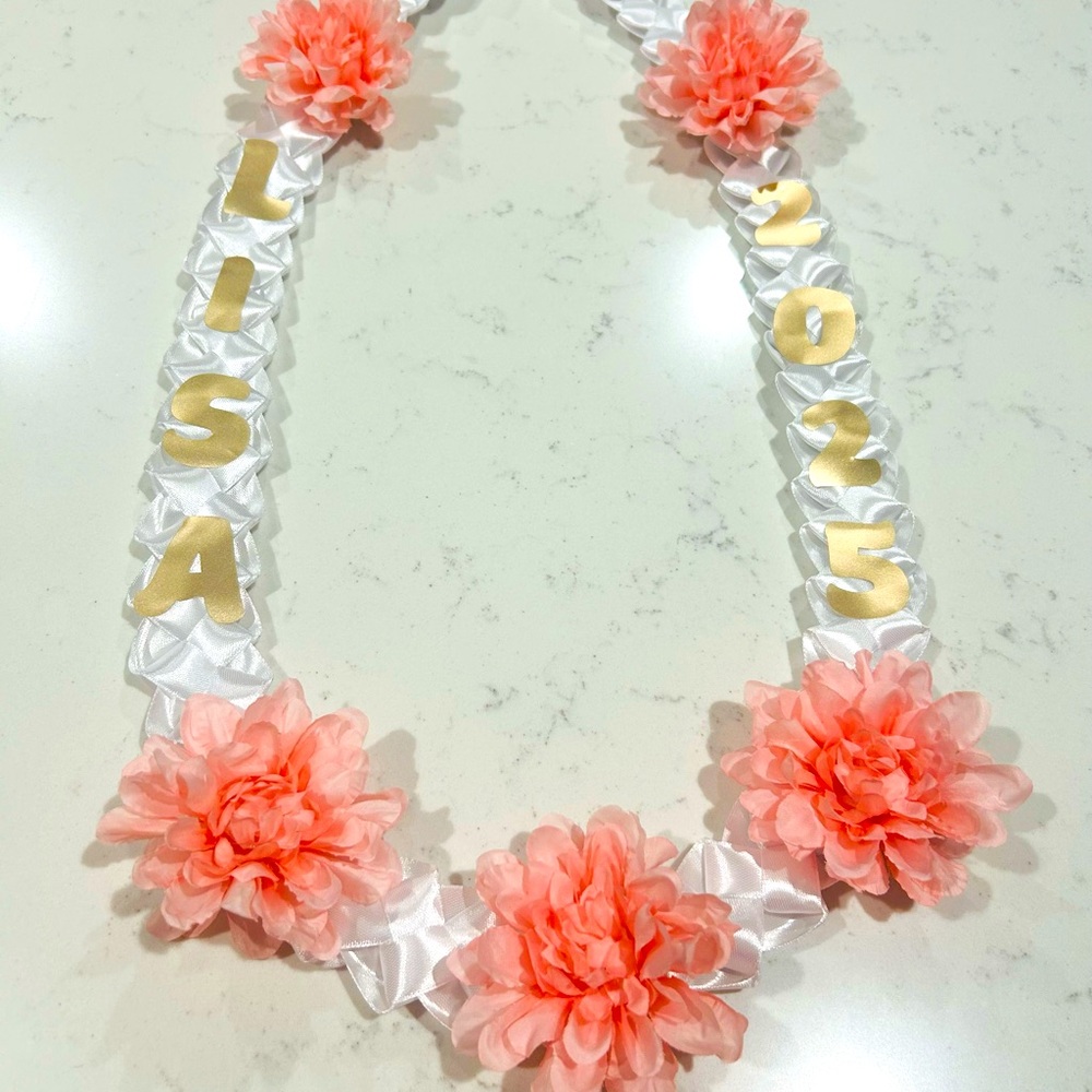 COPY - Custom/Personalized Graduation Lei, BIrthday/Special Occasion Lei